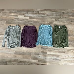 Sonoma & Time and Tru Medium Maternity Tops long sleeve
